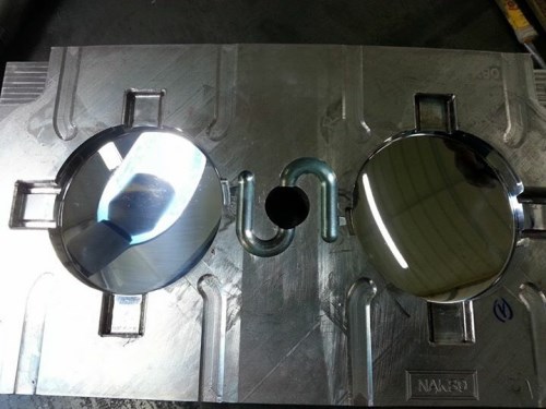 Khuôn ép nhựa độ bóng gương - Chi Nhánh HCM - Công Ty TNHH Thương Mại Và Sản Xuất Shinwon